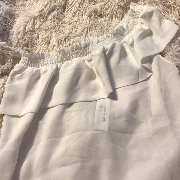 One shoulder top - Picture 2 of 4